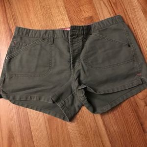 Abercrombie and Fitch size 6